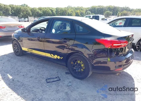 2018 Ford Focus S из США, поврежденный, VIN 1FADP3E29JL309190